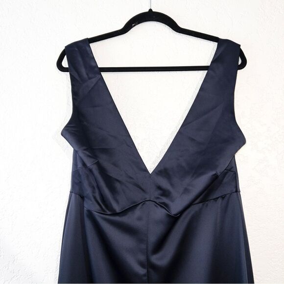 NWT Lovely x Dessy Collection Midnight Navy Twist Strap Slip Dress Size 16 - Picture 3 of 9